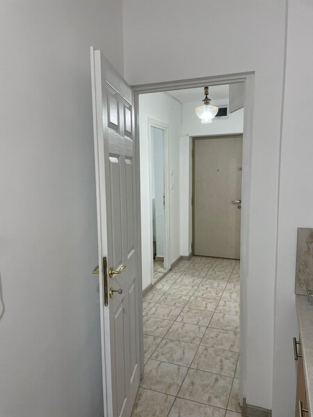 Ghica Tei, chiar la Facultatea de Constructii, in bloc reabilitat